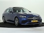 Mercedes-Benz C-klasse Estate 300 e AMG Plug-In Hybride Edition AMG-Line | Panorama Schuif-Kanteldak | Alarm Klasse 3  |360° camera | Stuur en Stoelverwarming. Inclusief 24 maanden Mercedes-Benz Certified garantie voor Europa.