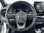 Toyota Yaris Cross 1.5 Hybrid Dynamic | Dodehoek detectie | Stoel-/stuurverwarming | Navigatie | Parkeersensoren voor/achter | Apple Carplay / Android Auto | 17 inch