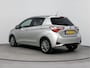 Toyota Yaris 1.5 Hybrid Dynamic | Apple Carplay/Android Auto | Lichtmetalen Velgen | Mistlampen | Cruise Control + Climate Control | Elektrische Ramen + Spiegels |