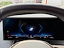BMW iX XDrive50 High Executive 112 kWh -ZEER LAGE KM - PANO - HARMAN KARDON - H/U DISPLAY - VOL OPTIES -