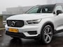 Volvo XC40 1.5 T3 R-Design 163 PK Automaat Trekhaak Camera LED Apple CarPlay Android Auto Navigatie 19"