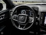 Volvo XC40 1.5 T3 R-Design 163 PK Automaat Trekhaak Camera LED Apple CarPlay Android Auto Navigatie 19"