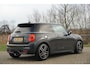 MINI Cooper S Mini 2.0 Chili Serious Business | Thunder Grey Metallic | Full-LED/Half-Leder/NAV/Stoelverwarming - Super sportief!