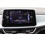 Volkswagen T-Roc 1.0 TSI Edition 115PK Navi, Adaptieve Cruise Controle, Side Assist, PDC voor en achter, Stoelverwarming, 17" LM Velgen