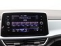 Volkswagen T-Roc 1.0 TSI Edition 115PK Navi, Adaptieve Cruise Controle, Side Assist, PDC voor en achter, Stoelverwarming, 17" LM Velgen