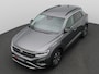 Volkswagen T-Roc 1.0 TSI Edition 115PK Navi, Adaptieve Cruise Controle, Side Assist, PDC voor en achter, Stoelverwarming, 17" LM Velgen