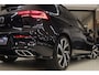 Volkswagen Golf 1.5 eTSI R-Line 150 PK BLACKSTYLE/PANO/CARPLAY/ACC/LANEASSIST/VOL