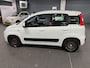 Fiat Panda 0.9 TwinAir Edizione Cool NL-Auto met Airco, RadioCD-speler en Electrische ramen met afstandbediening op portieren enz.