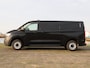 Volkswagen e-Transporter Bestelwagen L2 elektromotor 100 kW (136 pk) | Dubbele schuifdeur | Airco | Cruise control | PDC + Camera | Navigatie via App Connect | Achterdeuren | Trekhaak |