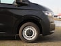 Volkswagen e-Transporter Bestelwagen L2 elektromotor 100 kW (136 pk) | Dubbele schuifdeur | Airco | Cruise control | PDC + Camera | Navigatie via App Connect | Achterdeuren | Trekhaak |