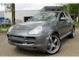 Porsche Cayenne 3.2 Gemballa Edition, Luchtvering