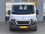 Peugeot Boxer GB L2H1 333 Premium 2.2 BlueHDi 140pk | TREKHAAK | CLIMA | DODEHOEKBEW. | RUITEN ACHTERIN |