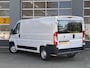 Peugeot Boxer GB L2H1 333 Premium 2.2 BlueHDi 140pk | TREKHAAK | CLIMA | DODEHOEKBEW. | RUITEN ACHTERIN |