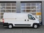 Peugeot Boxer GB L2H1 333 Premium 2.2 BlueHDi 140pk | TREKHAAK | CLIMA | DODEHOEKBEW. | RUITEN ACHTERIN |