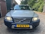 Volvo XC70 2.5 T momentum Automaat (Nette auto)