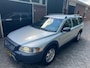 Volvo XC70 2.5 T momentum Automaat (Nette auto)