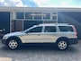 Volvo XC70 2.5 T momentum Automaat (Nette auto)