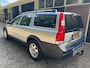 Volvo XC70 2.5 T momentum Automaat (Nette auto)