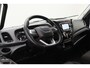IVECO Daily 35S18 3.0 180 PK Automaat L2H2 3-Zits, Climate, Camera, Cruise, Navigatie, Bluetooth, Trekhaak 3500KG