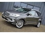 Ford Kuga 1.5 EcoBoost Vignale * Pano * Leer * Memory * Carplay/Android * Trekhaak * Zeer compleet