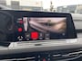 Volkswagen Golf 8 1.5 eTSI 150pk DSG / Aut. R-Line Panoramadak Camera 19" Estoril 65dkm!!