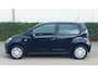 Volkswagen Up! 1.0 60PK Move up! Airco/Navigatie