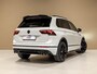Volkswagen Tiguan 2.0 TSI 4Motion 2x R-Line Blackstyle / 230pk / Panoramadak / Trekhaak / Leder