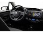 Toyota Yaris 1.5 Hybrid Y20 | Navigatie | Keyless | Cruise Control | Clima | Parkeersensoren achter | Camera | 15 inch | Rijstrooksensor | Bluetooth