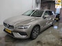 Volvo V60 2.0 T6 Plug-in hybrid AWD Essential Bright / Long Range 92KM / AutoPilot / Camera / Stoelverwarm. / = ZEER LUXE !!
