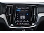 Volvo V60 2.0 T6 Plug-in hybrid AWD Plus Dark Harman/Kardon | Parkeercamera Achter | Adaptieve Cruise Control + Pilot Assist | LED-Koplampen
