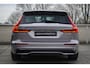 Volvo V60 2.0 T6 Plug-in hybrid AWD Plus Dark Harman/Kardon | Parkeercamera Achter | Adaptieve Cruise Control + Pilot Assist | LED-Koplampen