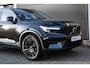 Volvo XC40 1.5 T4 Plug-in hybrid Plus Dark | Panoramadak | Trekjaak semi elek inklapbaar | 18"Black Edition Velgen |
