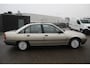 Opel Omega 2.0i CD Automaat, Schuifdak