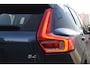 Volvo XC40 B4 211PK Automaat Plus Dark / Navigatie / Adaptive Cruise / Harman Kardon / Stuur- & Stoelverwarming / Elektrische achterklep / Achteruitrijcamera / Trekhaak / Elektrische stoelverst. met geheugen
