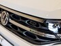 Volkswagen T-Roc 1.5 TSI R-Line Edition / 150pk / Stoel en stuur verwarming / Achteruitrij camera / Keyless /