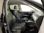SEAT Arona 1.0 TSI Style Alcantara Navigatie Stoelverwarming Parkeersensoren