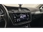 Volkswagen Tiguan 1.5 TSI ACT Business R NAVI ECC CRUISE CARPLAY STOEL VERWARMING.