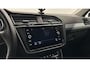 Volkswagen Tiguan 1.5 TSI ACT Business R NAVI ECC CRUISE CARPLAY STOEL VERWARMING.
