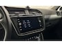 Volkswagen Tiguan 1.5 TSI ACT Business R NAVI ECC CRUISE CARPLAY STOEL VERWARMING.