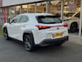 Lexus UX 250h Business Line Plus | Stoel + Stuurverwarming, Apple CarPlay/Android Auto, 17 inch, Keyless, Parkeercamera, Adaptive cruise control