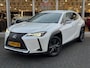 Lexus UX 250h Business Line Plus | Stoel + Stuurverwarming, Apple CarPlay/Android Auto, 17 inch, Keyless, Parkeercamera, Adaptive cruise control