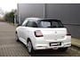 Suzuki Swift 1.2 Comfort Smart Hybrid | €1.600,- korting!!| 10 jaar garantie of 200.000 KM!! | “Small Car of the Year'' |