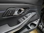 BMW 3-Serie Touring 330e xDrive Pano Leder Widescreen HUD camera LM
