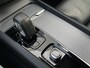 Volvo XC60 2.0 T6 Plug-in hybrid AWD Essential Bright | Trekhaak | Adaptieve Cruise | Panoramadak | Camera | Stoel & Stuurverwarming | Carplay | Climate | BLIS |