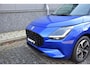 Suzuki Swift 1.2 Style Smart Hybrid | €1.600,- korting!!| 10 jaar garantie of 200.000 KM!! | “Small Car of the Year'' |