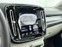 Volvo XC40 T5 Recharge Ultimate Bright | 19" | Trekhaak | Leder | Panoramadak | Harman Kardon | Elektr. verst. Stoelen | Adaptieve Cruise | BLIS |