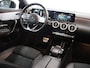 Mercedes-Benz CLA 180 Business Solution AMG | Night | Getint glas | Widescreen | Achteruitrijcamera | Stoelverwarming | Apple Carplay |