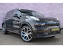 Lynk & Co 01 1.5 PHEV | Luxe SUV met 1.800 kg trekvermogen | Elektrisch schuif/kanteldak | 360 Graden Camera | LM velgen 20 inch | Adaptive Cruise Control | Elektrisch bedienbare achterklep | Premium Audio Systeem | Apple Carplay/Android Auto | Stoelverwarming | Keyless | Elektrisch Verstelbare Bestuurderstoel met Geheugen |