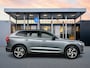 Volvo XC60 T8 Recharge R-Design 19" | 360 Camera | Trekhaak | Harman Kardon | Elektr. verst. best. Stoel | Panoramadak | Stoel/Stuur/Achterbankverwarming | Adaptieve Cruise | BLIS