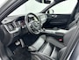 Volvo XC60 T8 Recharge R-Design 19" | 360 Camera | Trekhaak | Harman Kardon | Elektr. verst. best. Stoel | Panoramadak | Stoel/Stuur/Achterbankverwarming | Adaptieve Cruise | BLIS